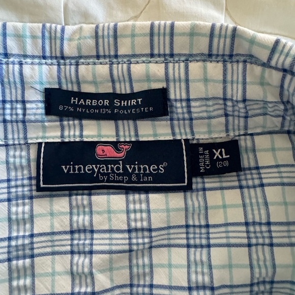Vineyard Vines - 3 pack - Boys XL button down shirts - Picture 7 of 7